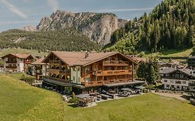 Freina Mountain Lifestyle Hotel